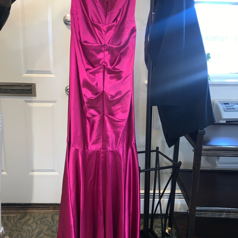 Dress - Picture 4 of 6